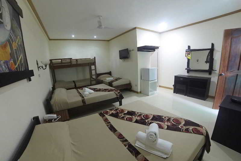 Reddoorz Premium Near Pristine Beach Puerto Princesa Dış mekan fotoğraf