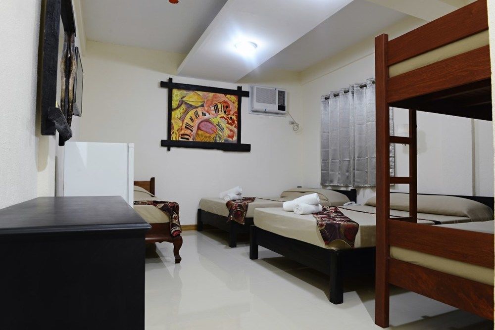 Reddoorz Premium Near Pristine Beach Puerto Princesa Dış mekan fotoğraf