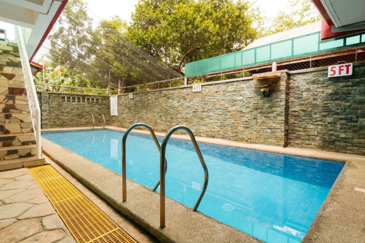 Reddoorz Premium Near Pristine Beach Puerto Princesa Dış mekan fotoğraf