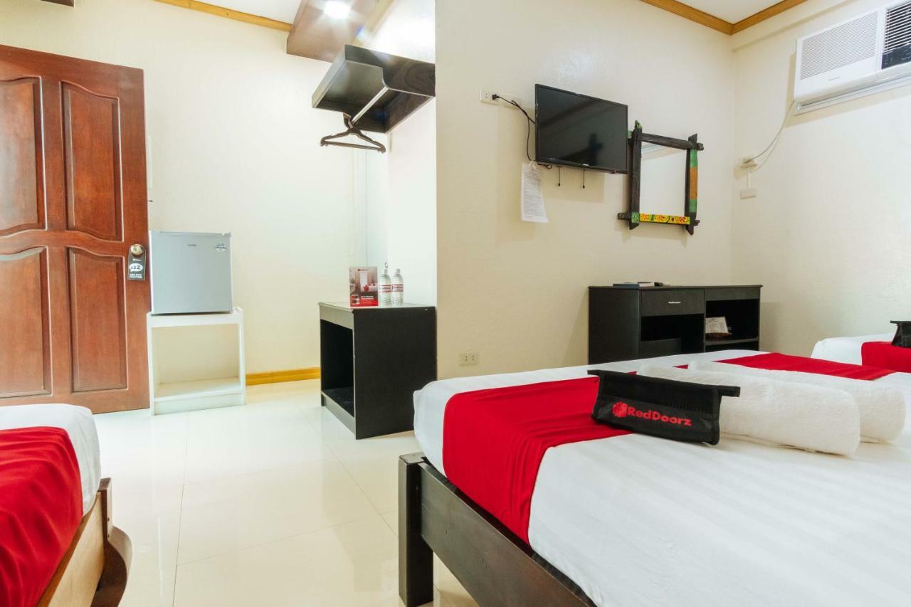 Reddoorz Premium Near Pristine Beach Puerto Princesa Dış mekan fotoğraf