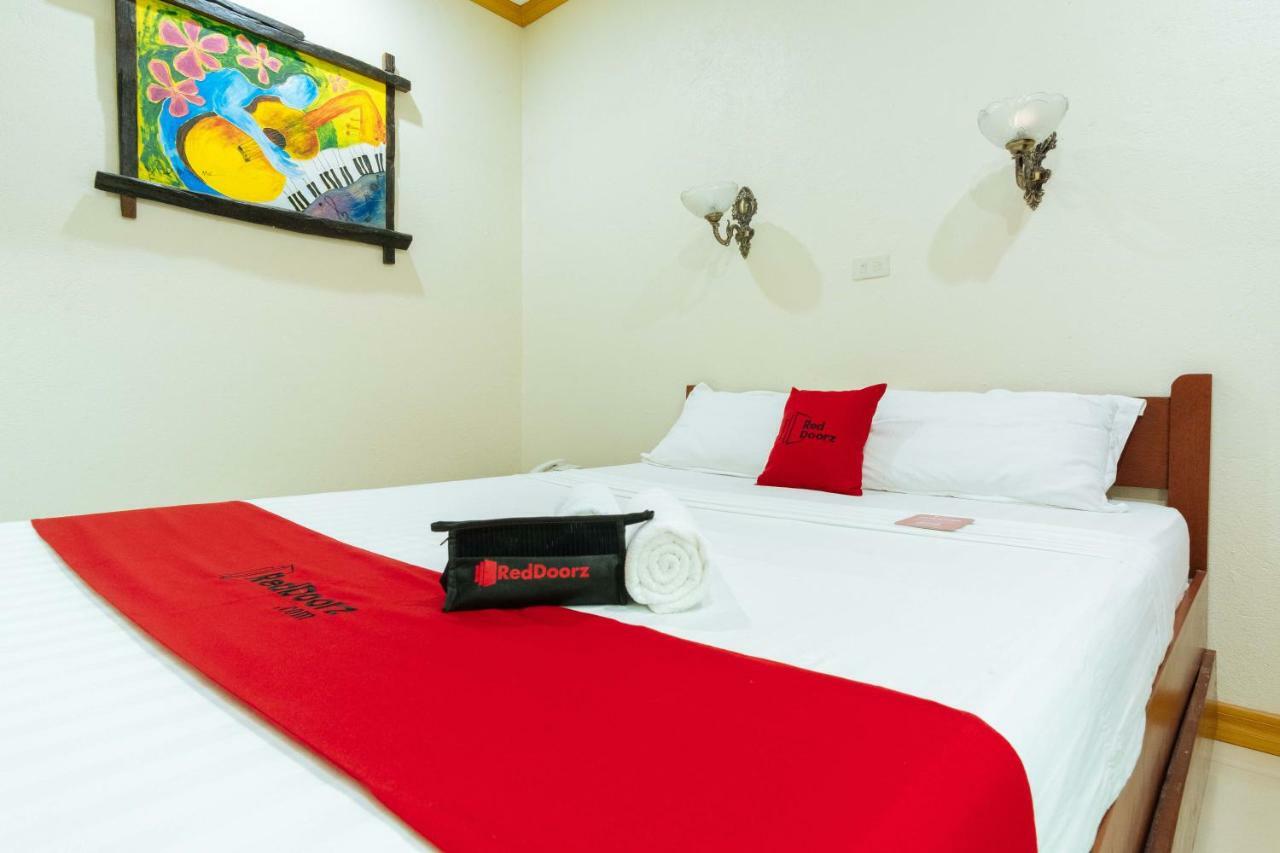 Reddoorz Premium Near Pristine Beach Puerto Princesa Dış mekan fotoğraf