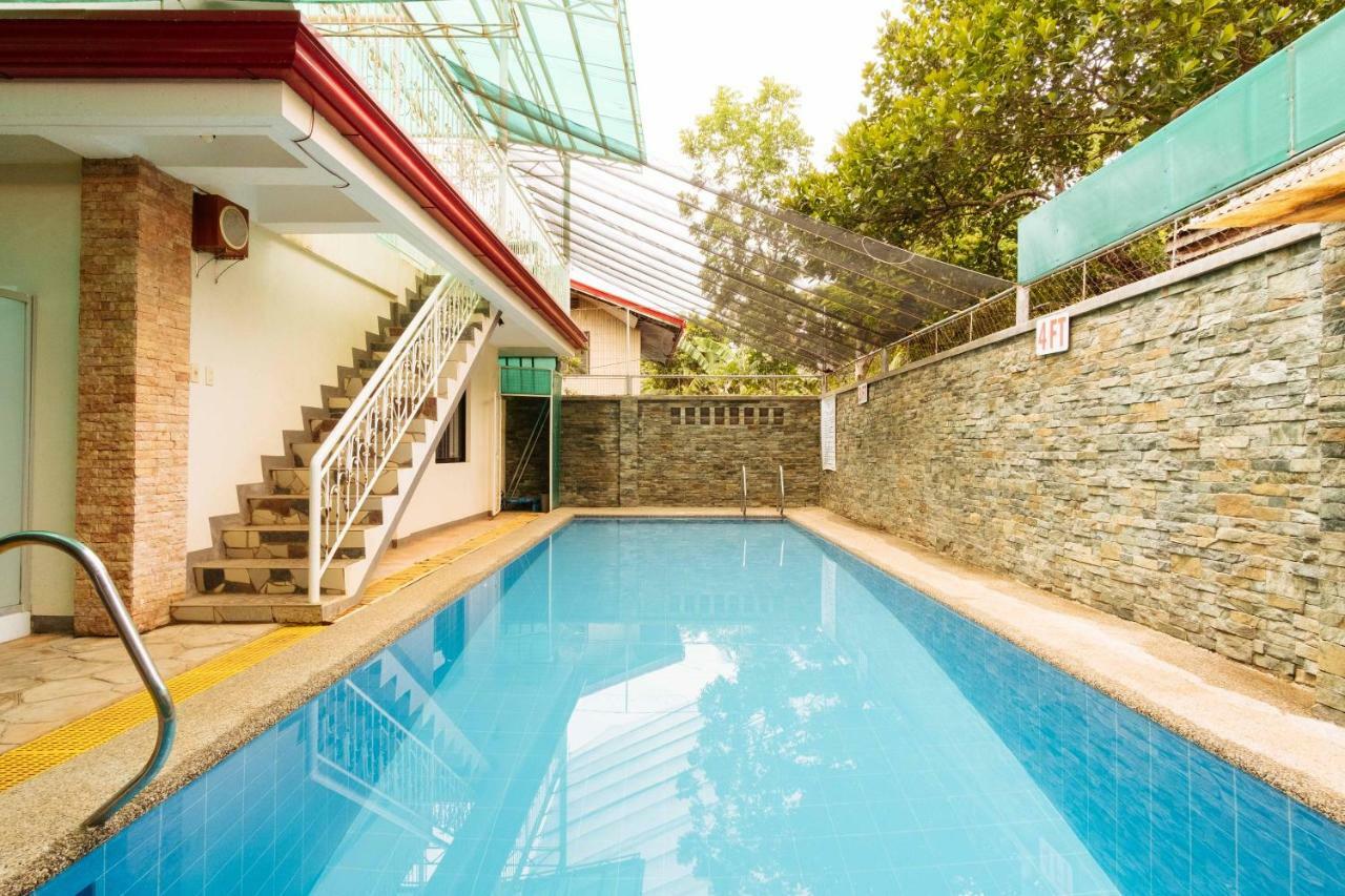 Reddoorz Premium Near Pristine Beach Puerto Princesa Dış mekan fotoğraf
