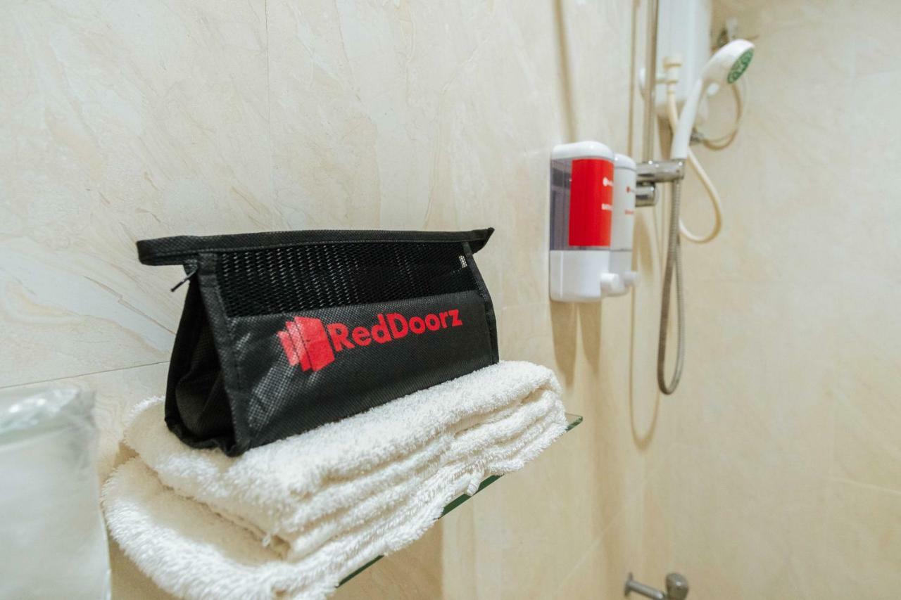 Reddoorz Premium Near Pristine Beach Puerto Princesa Dış mekan fotoğraf
